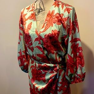 NWT ZARA FAUX WRAP FLORAL DRESS